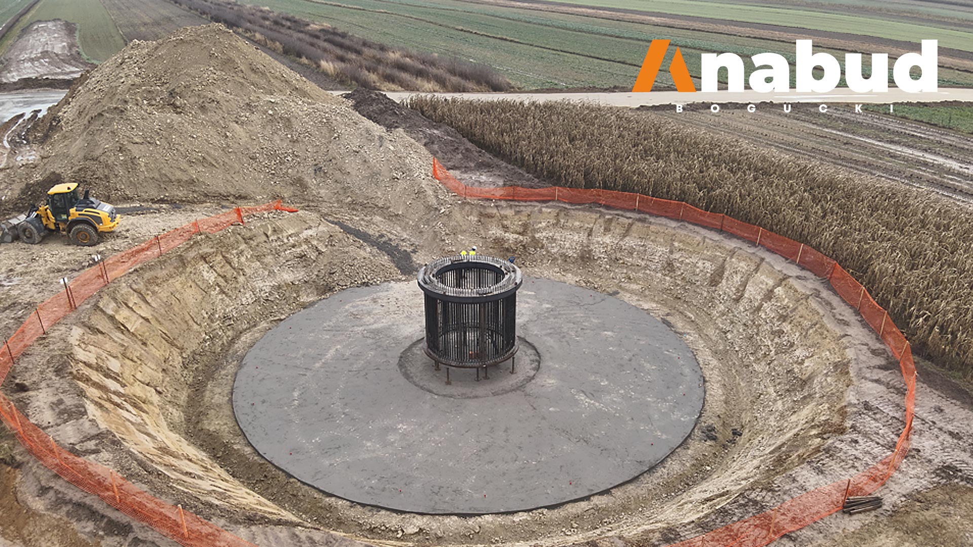 Farma wiatrowa w gminach Gościeradów i Annopol realizowana przez Anabud – 10 turbin Vestas V136 o łącznej mocy 40 MW.